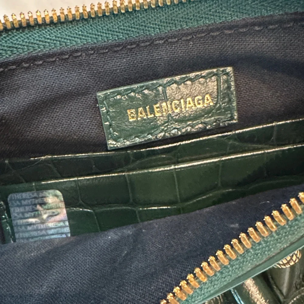 Balenciaga Le Cagole Leather Mini Shoulder Bag in Forest Green - Picture 4 of 4